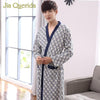 Sleepwear Mens Bathrobes 100% Cotton Plaid Print Design Knitted Pocket Long Sleeves Loose Belt Robe Plush Cardigan Nightgowns
