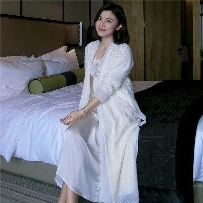 Long Nightgown Women Nightdress Winter Jacquard Plus Thicken Sleepwear Robe Set Fashion Royal Princess Nightshirt 2 Pcs Set