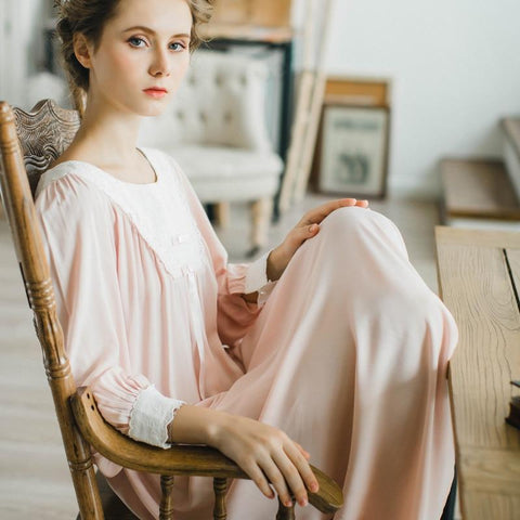 New Women Sexy Gowns Pure Cotton Princess Nightgown Ladies Vintage Sleepwear Women Night wear European Retro Style Dress SW1710