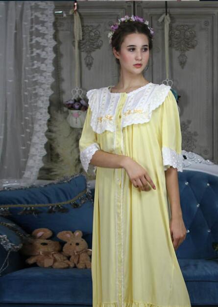 Free Shipping 2018 New Women's Princess Nightshirt Long Nightgown Vintage Sleepwear Ladies pijamas