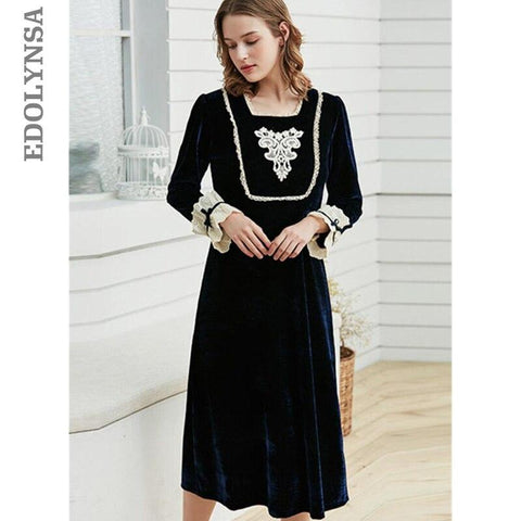 Vintage Navy Blue Velvet Nightgown Women Autumn Winter Sleepwear Elegant Embroidery U-Neck High Waist Home Wear Night Dress T373