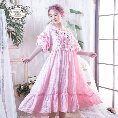 Free Shipping 2017 New Princess  Women's Long Nightgown Pink and Green Sleepwear Vintage Lace Nightshirt Cotton Linen Pijamas