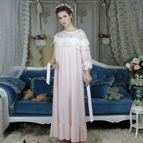 Free Shipping 2018 New Fall Women's Long Pyjamas Nice Lace Sleepwear Soft Viscose 7 Colors Nightgown Sweet Vintage Nightshirt