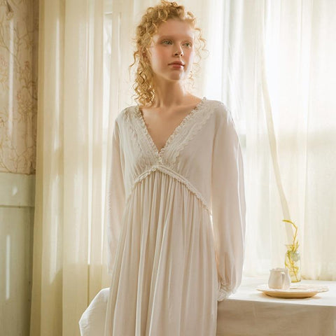 Free Shipping 2019 New Spring Princess White Long Nightshirt Vintage Nightgown Women's Soft V-neck Sleepwear Ladies pijamas