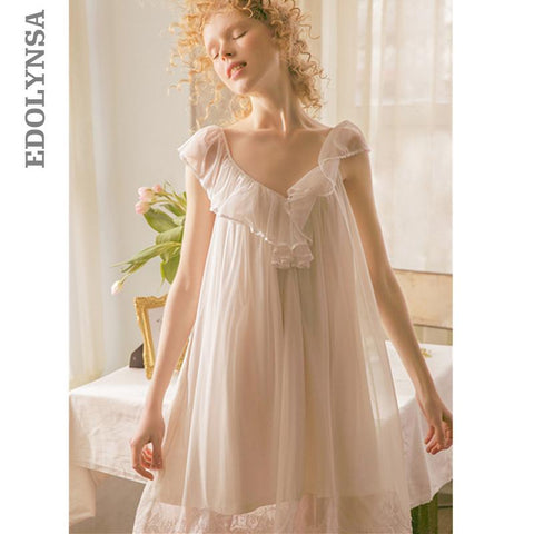 2019 Retro Victoria Sleepwear Vintage Lace Ruffed V-Neck Short Sleeve Women Night Wear Home Dress Cotton Lining Nightgown T501