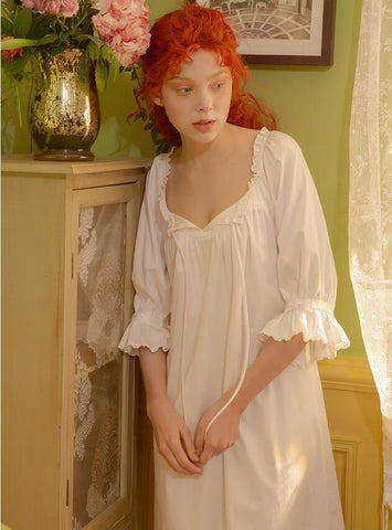 Free Shipping 2018 New Spring Princess Nightshirt Women's Nightgown White Long Cotton Sleepwear Vintage Pijamas roupao feminino