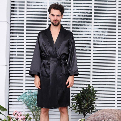 Solid Black Chinese Men Sleepwear Satin Rayon Nightwear Casual Male Robe Bathrobe Kimono Gown Intimate Lingerie Nightgown