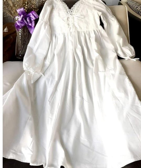 New Vintage Sexy V Collar Backless Sleepwear Women Lace Embroidred Long Nightgown White Night Dress Lolita Princess Home Dress