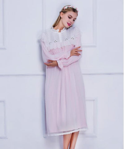 Free Shipping 2017 New Spring Women's Long Pink and White Vintage Pyjamas Lace Sleepwear Cotton Nightgown Lady Royal Nightshirt