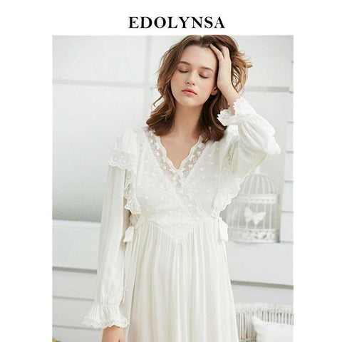 Luxury Sleepwear Women Autumn Home Wear Elegant Nightgown Vintage Lace V-Neck Long Sleeve Mid-Calf Length White Night Dress H781