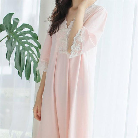 Elegant Night Dress Women Autumn Sleepwear Pink Scallop Edge V Neck Cotton Sleepdress Vintage Homewear Soft Long Nightgown T263